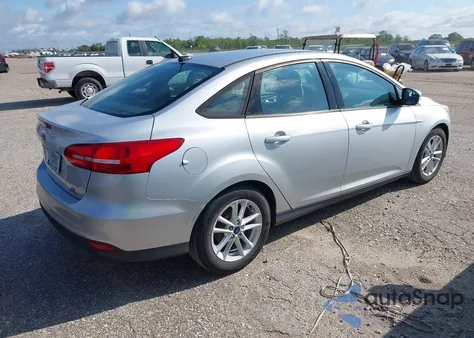 2016 Ford Focus Se z USA, uszkodzony, nr VIN 1FADP3F25GL346289